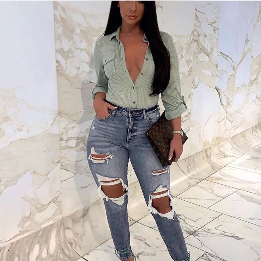 Fashion nova skinny ripped jeans